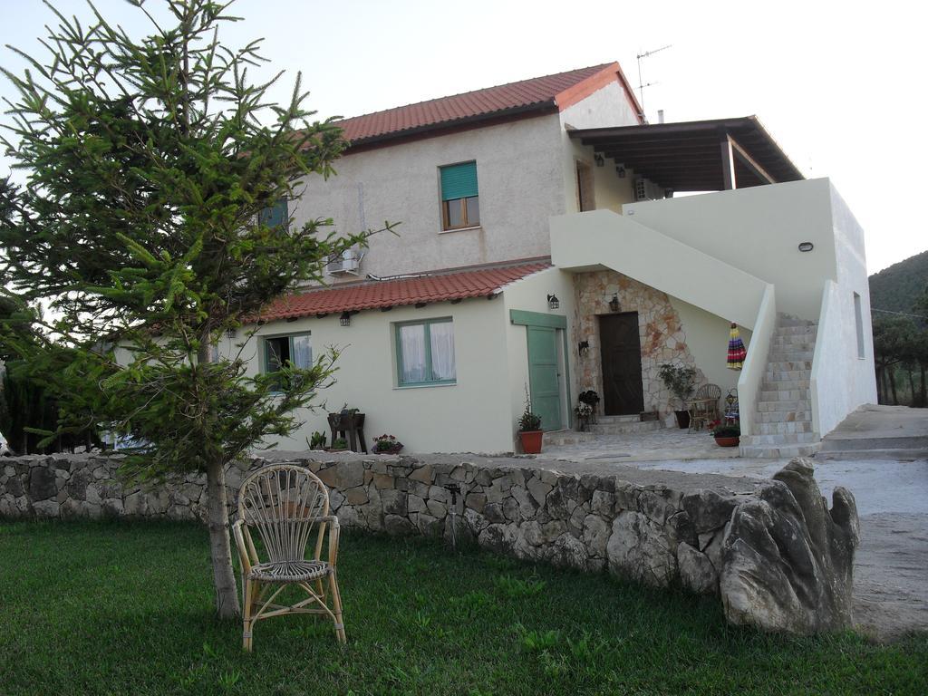 Farm stay Fattoria La Traccia Fertilia